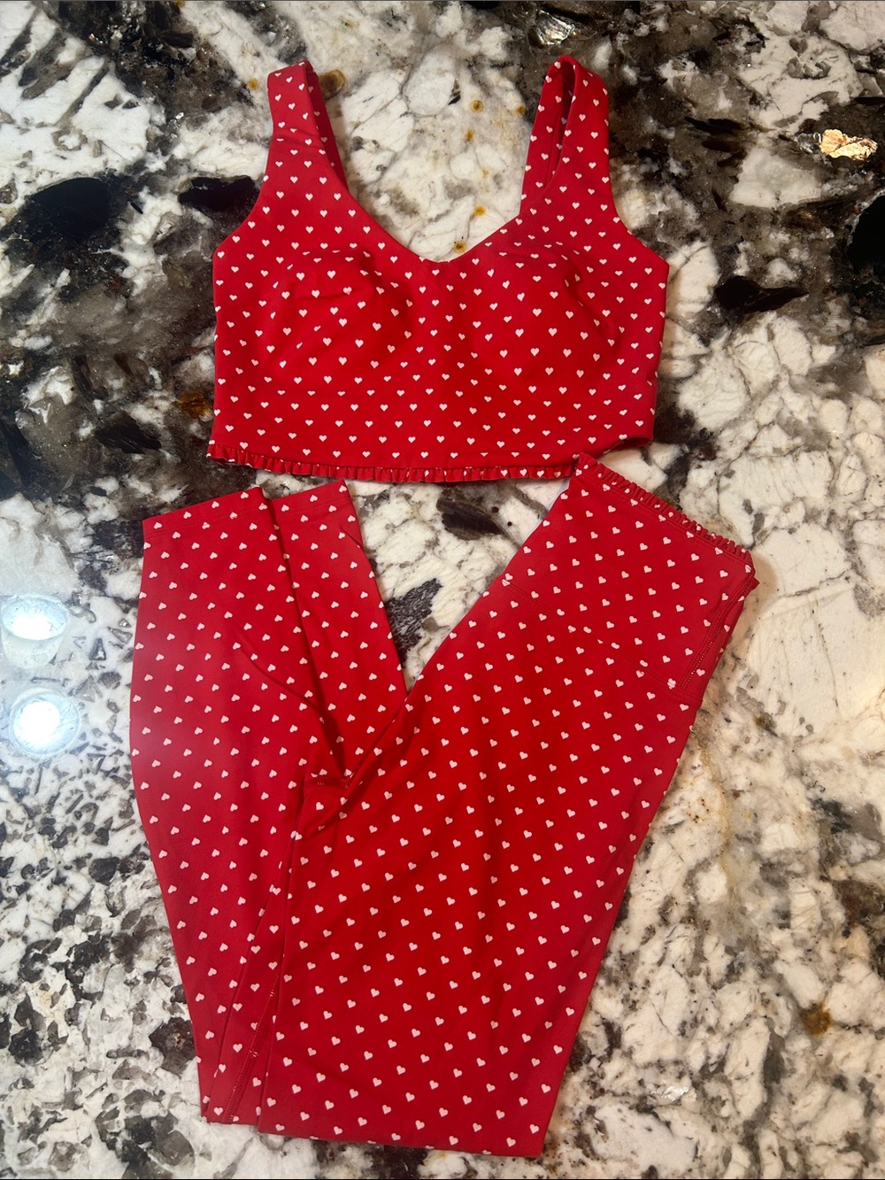 all in motion Red Heart-Print High-Waist Leggings & Sport bra both size Small